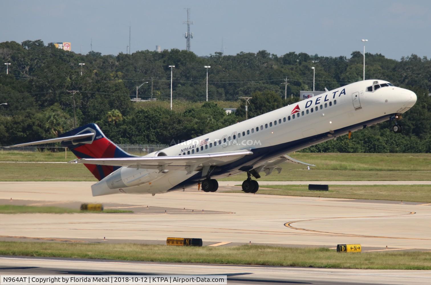 N964AT, 2001 Boeing 717-200 C/N 55025, TPA spotting 2018
