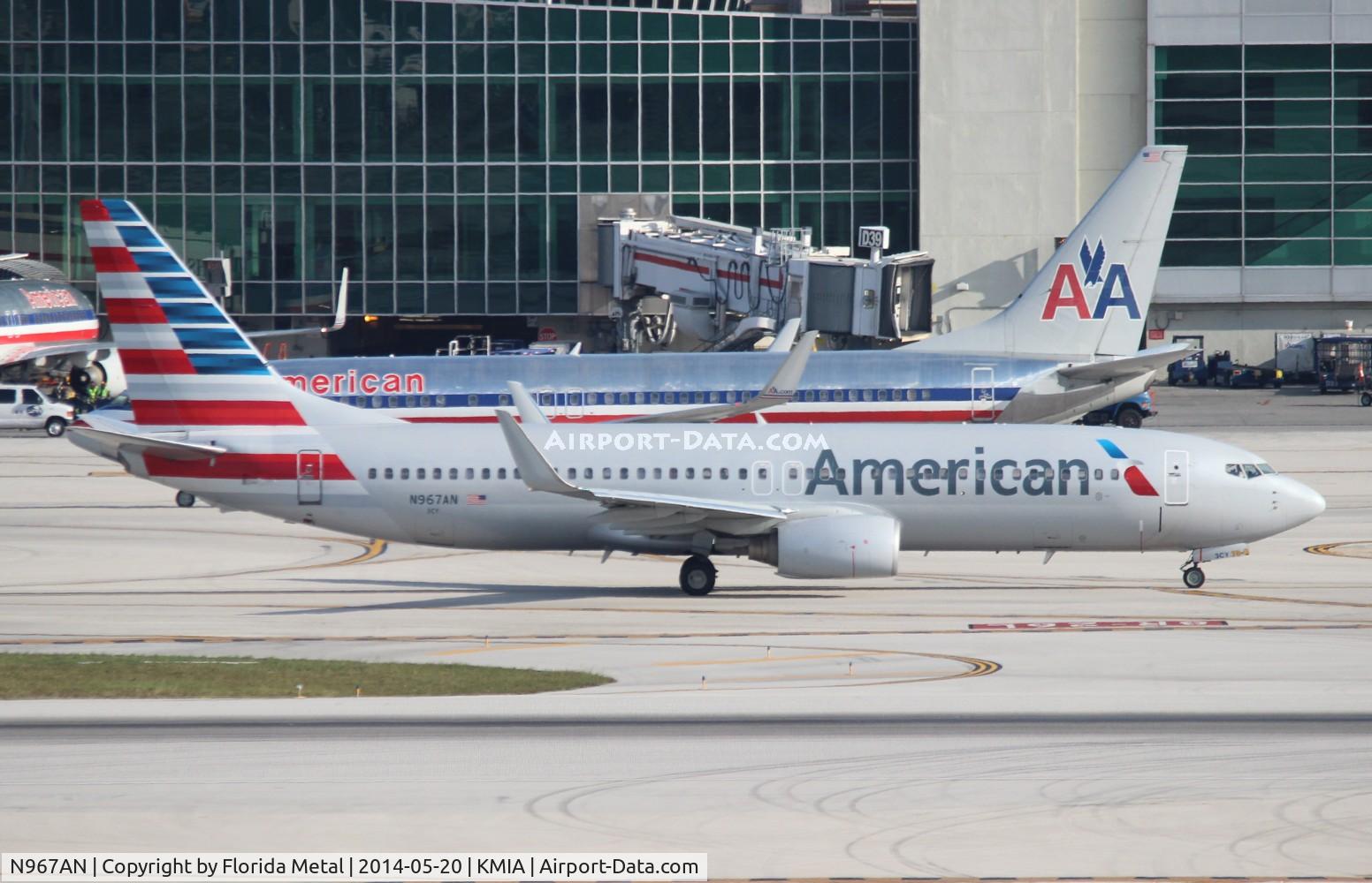 N967AN, 2001 Boeing 737-823 C/N 29545, MIA spotting 2014