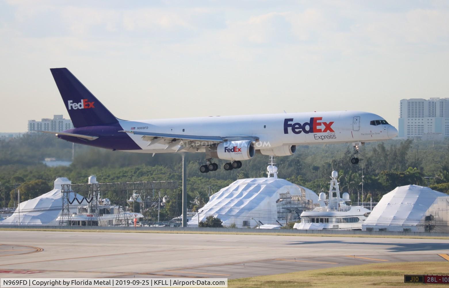 N969FD, 1997 Boeing 757-28A C/N 28164, FLL spotting 2019