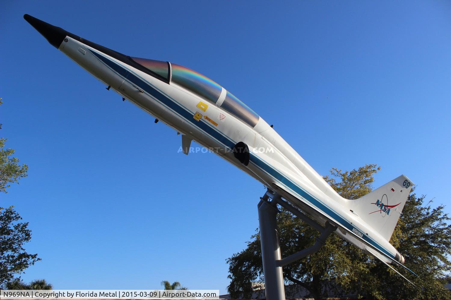 N969NA, Northrop T-38N C/N N5748, Gate Guard Kennedy Space Center