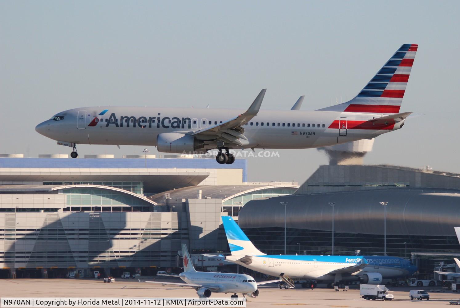 N970AN, 2001 Boeing 737-823 C/N 30096, MIA spotting 2014