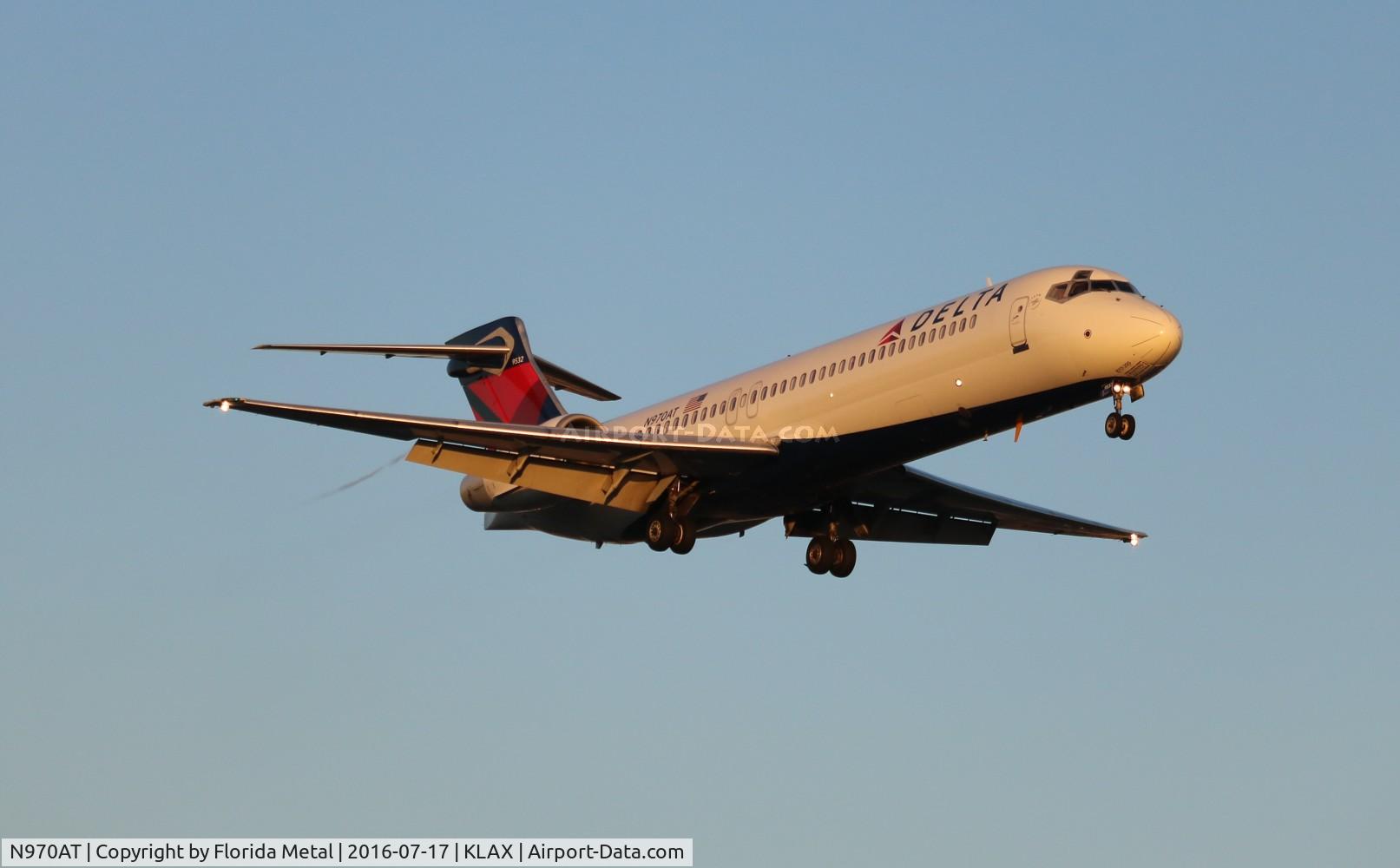 N970AT, 2001 Boeing 717-200 C/N 55031, LAX spotting 2016