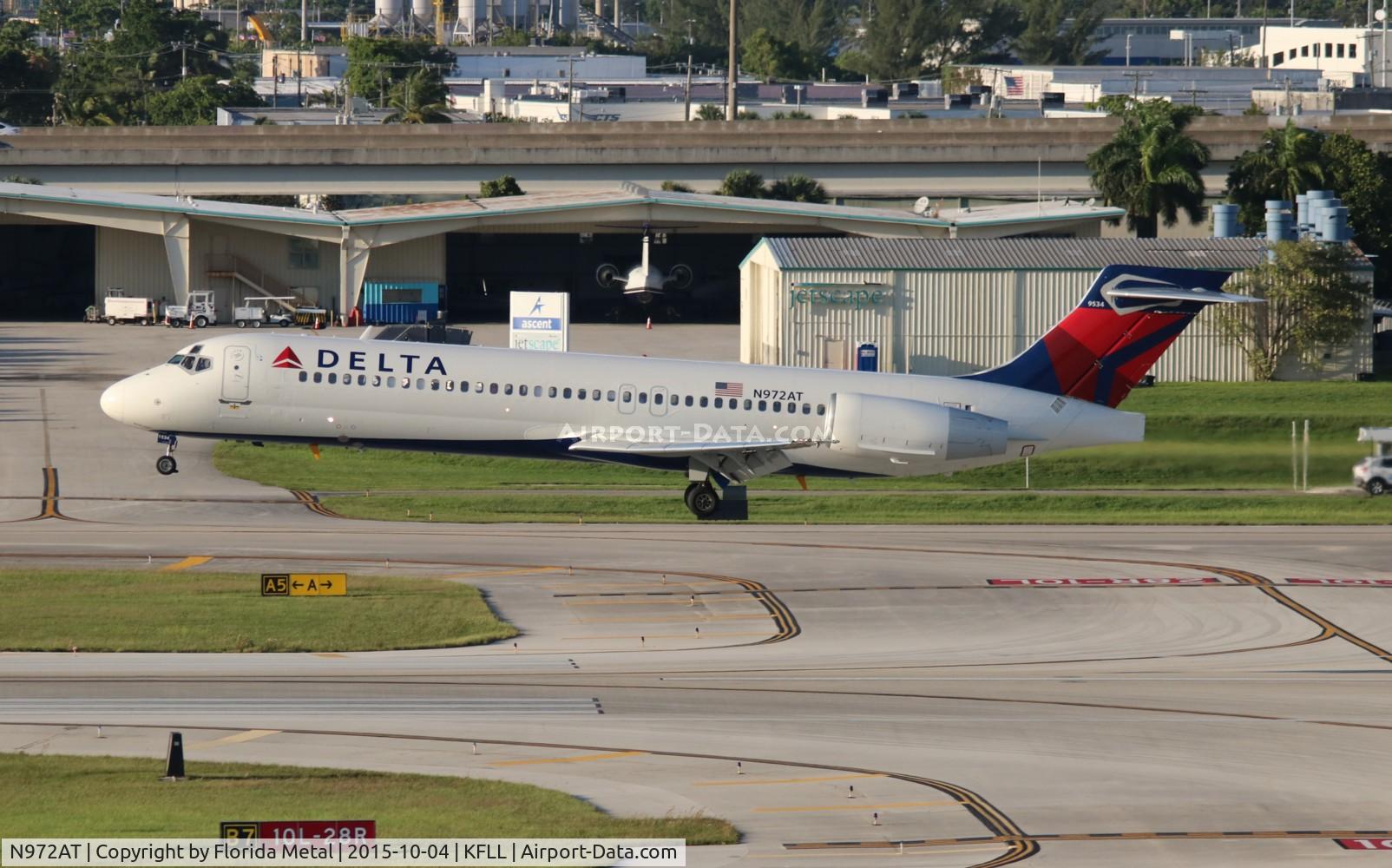 N972AT, 2001 Boeing 717-200 C/N 55033, FLL spotting 2015