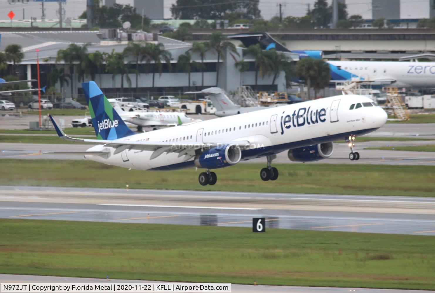 N972JT, 2016 Airbus A321-231 C/N 7455, FLL spotting 2020