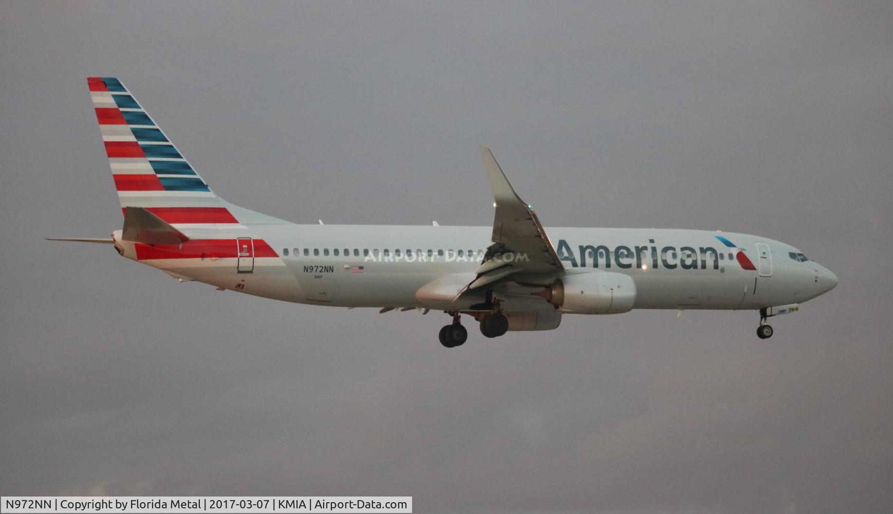 N972NN, 2015 Boeing 737-823 C/N 33334, MIA spotting 2017