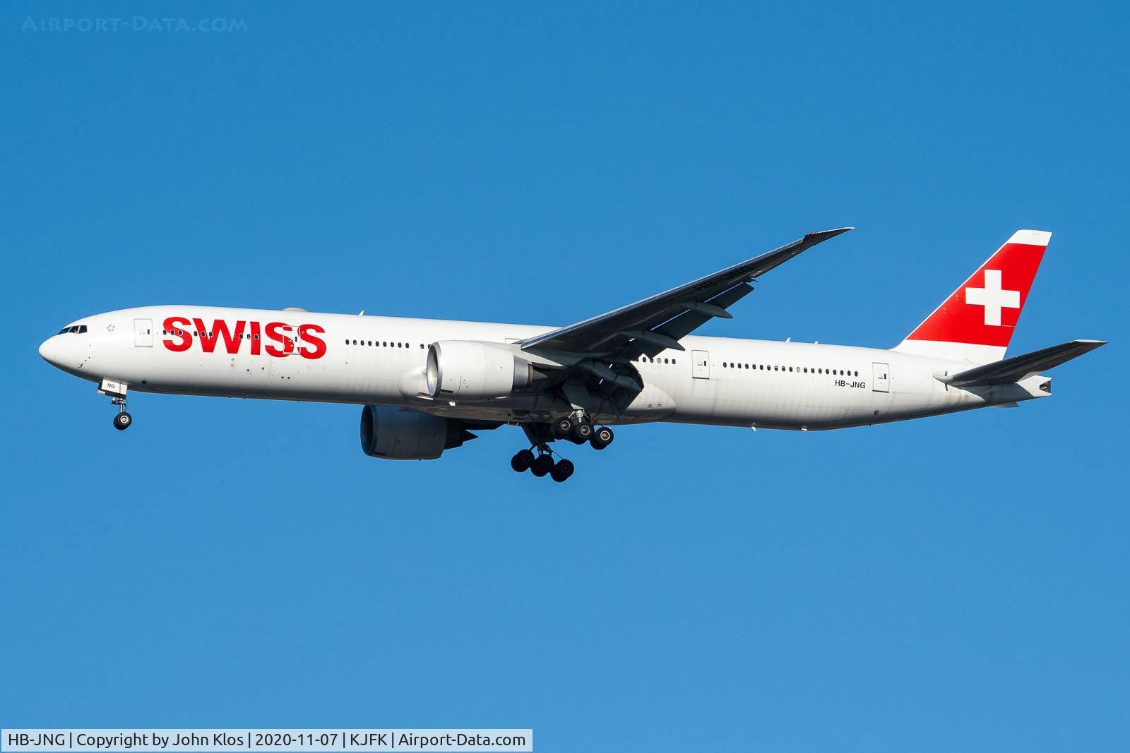 HB-JNG, 2017 Boeing 777-3DE/ER C/N 62752, JFK 31R Arrival
