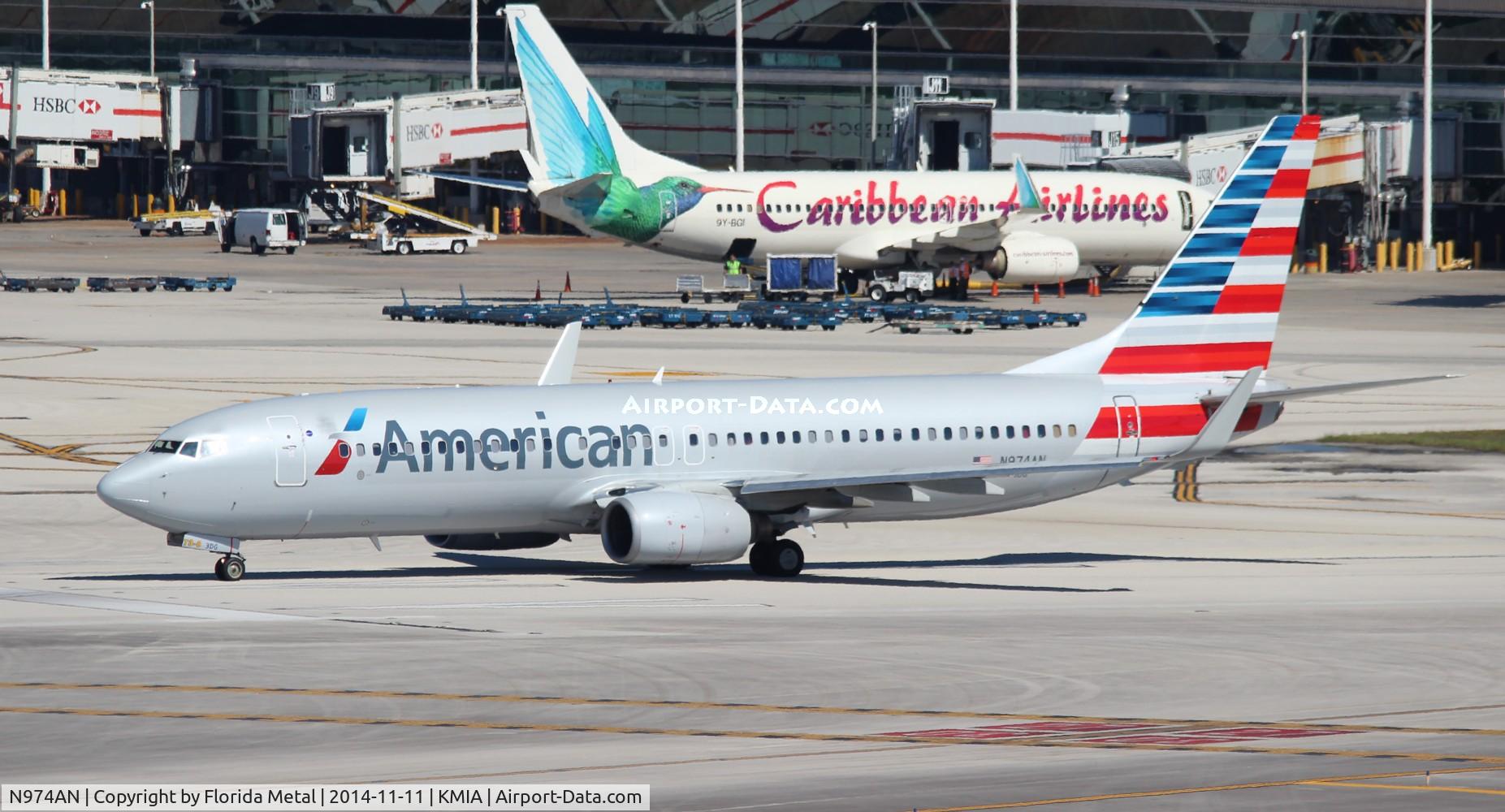 N974AN, 2001 Boeing 737-823 C/N 30098, MIA spotting 2014