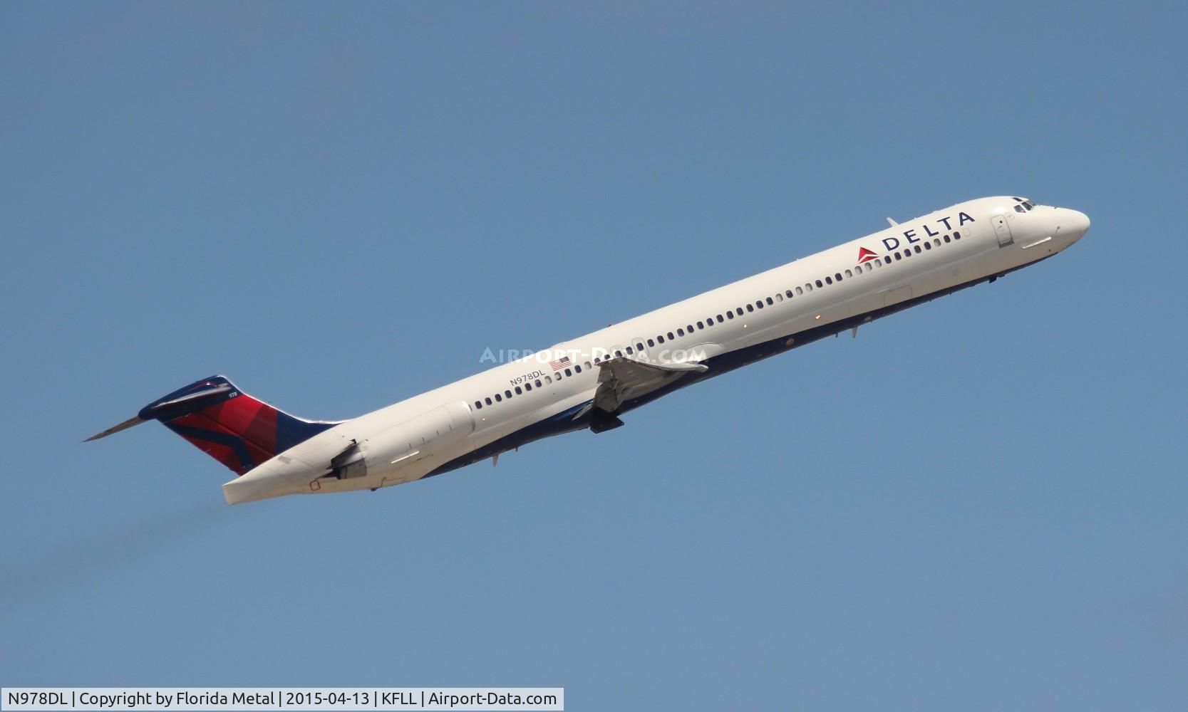 N978DL, 1991 McDonnell Douglas MD-88 C/N 53259, FLL spotting 2015