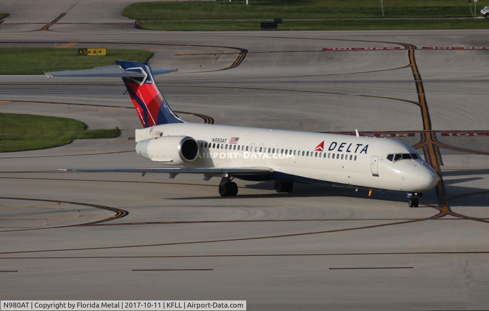 N980AT, 2002 Boeing 717-200 C/N 55039, FLL spotting 2017