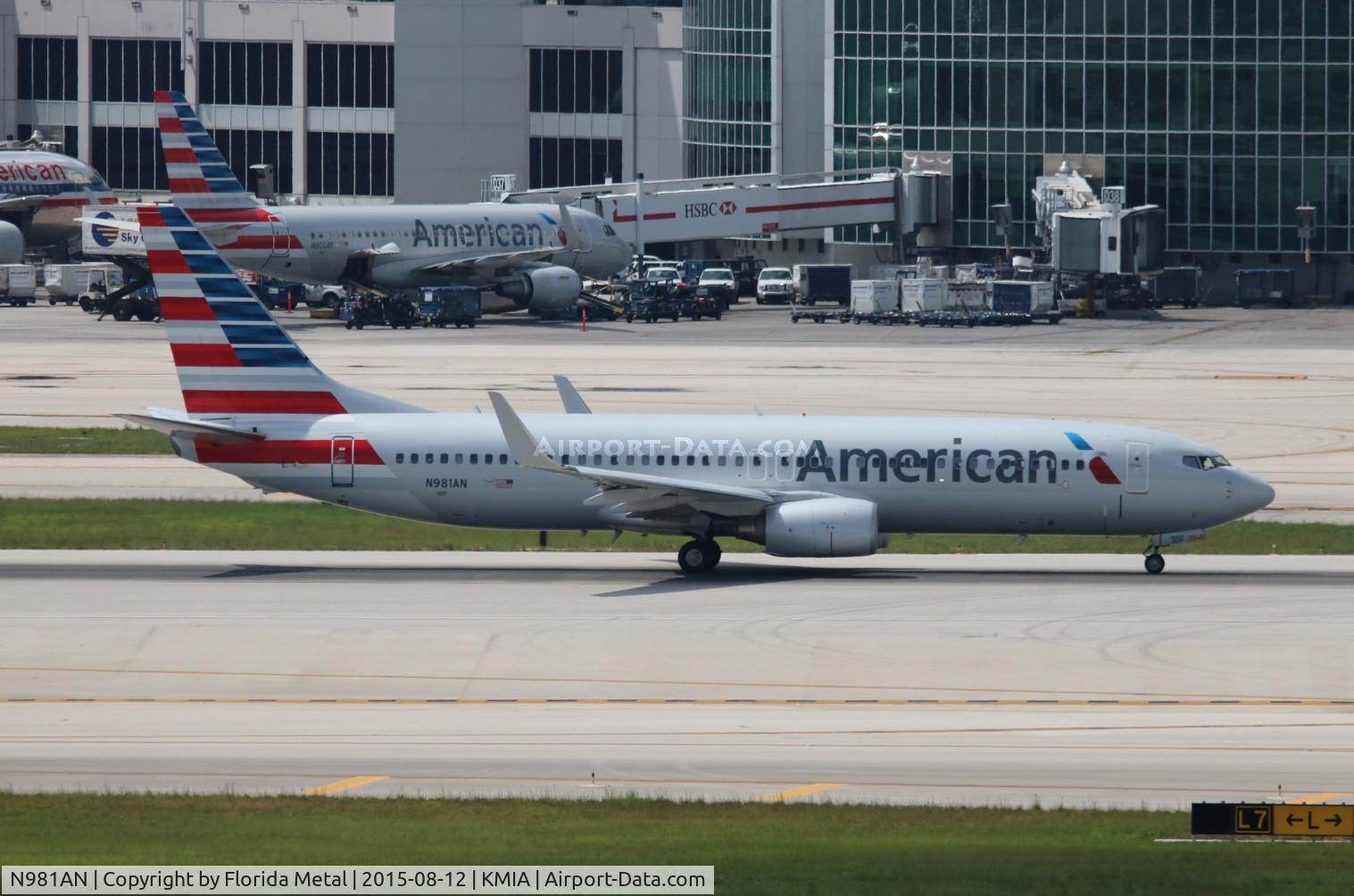 N981AN, 2009 Boeing 737-823 C/N 29569, MIA spotting 2015