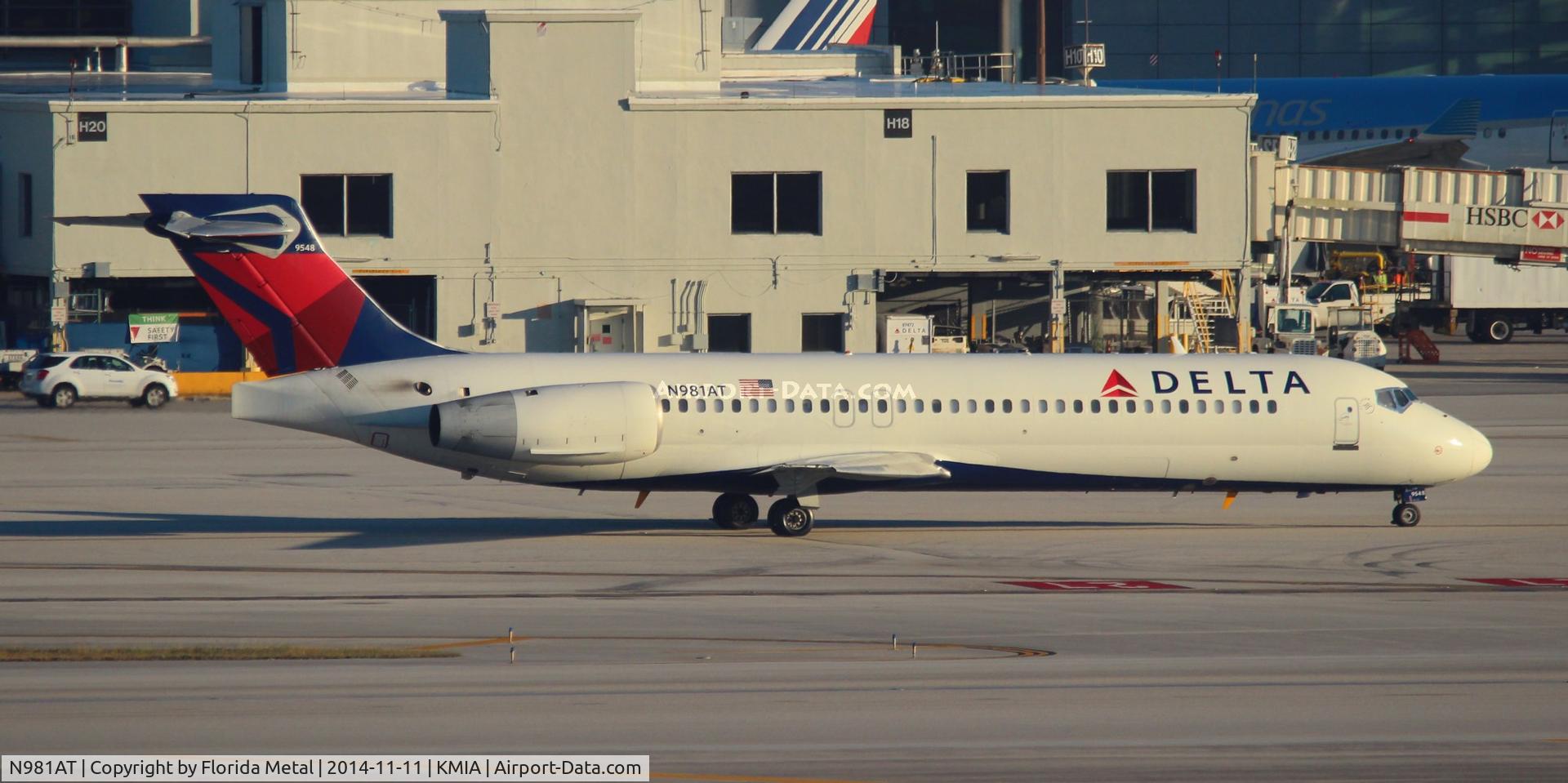 N981AT, 2002 Boeing 717-200 C/N 55040, MIA spotting 2014
