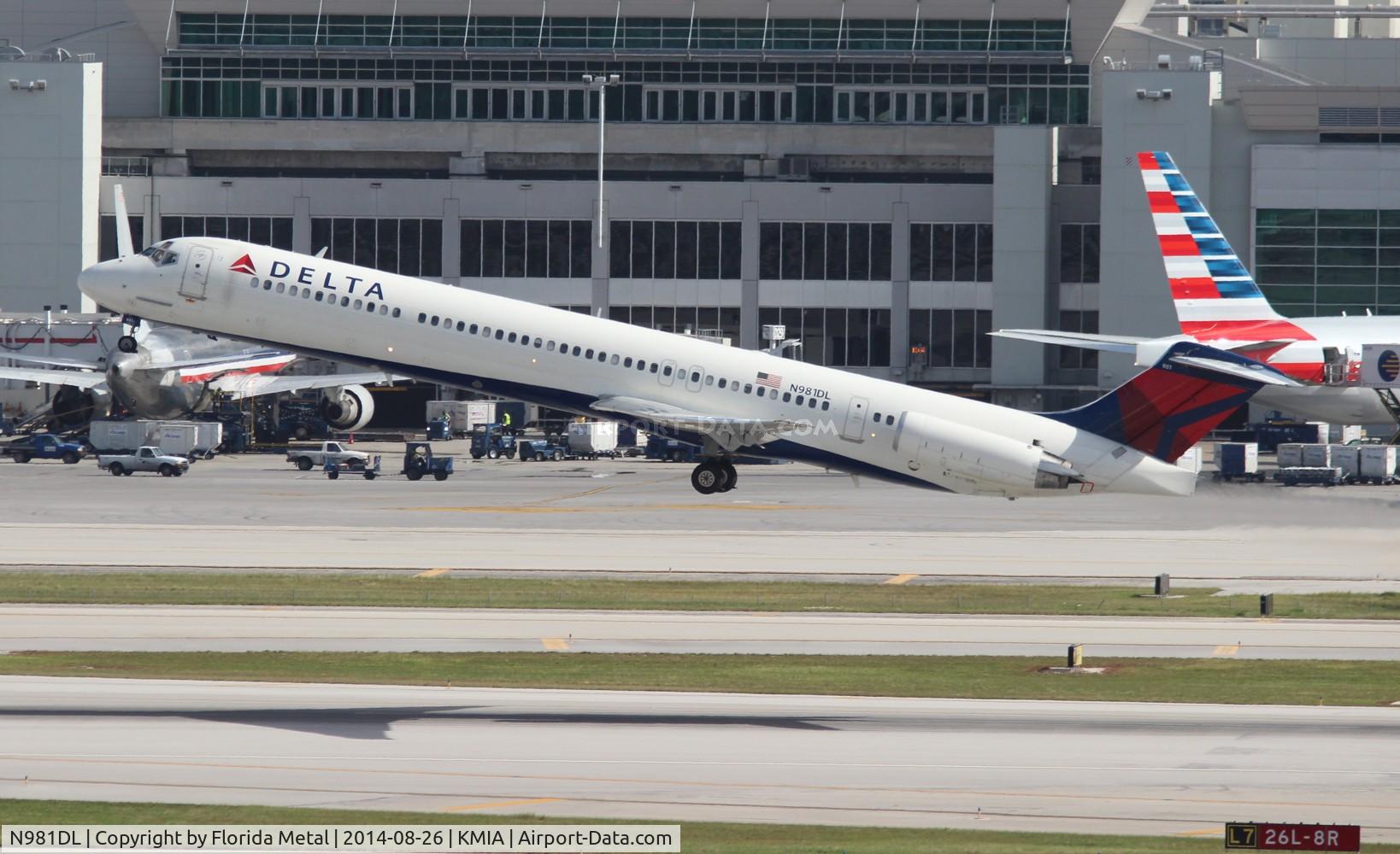 N981DL, 1991 McDonnell Douglas MD-88 C/N 53268, MIA spotting 2014