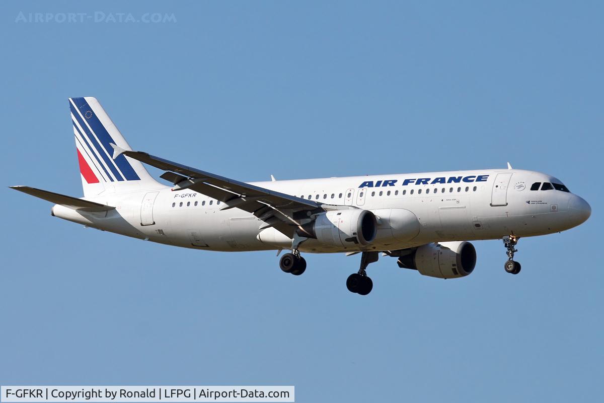 F-GFKR, 1991 Airbus A320-211 C/N 0186, at cdg