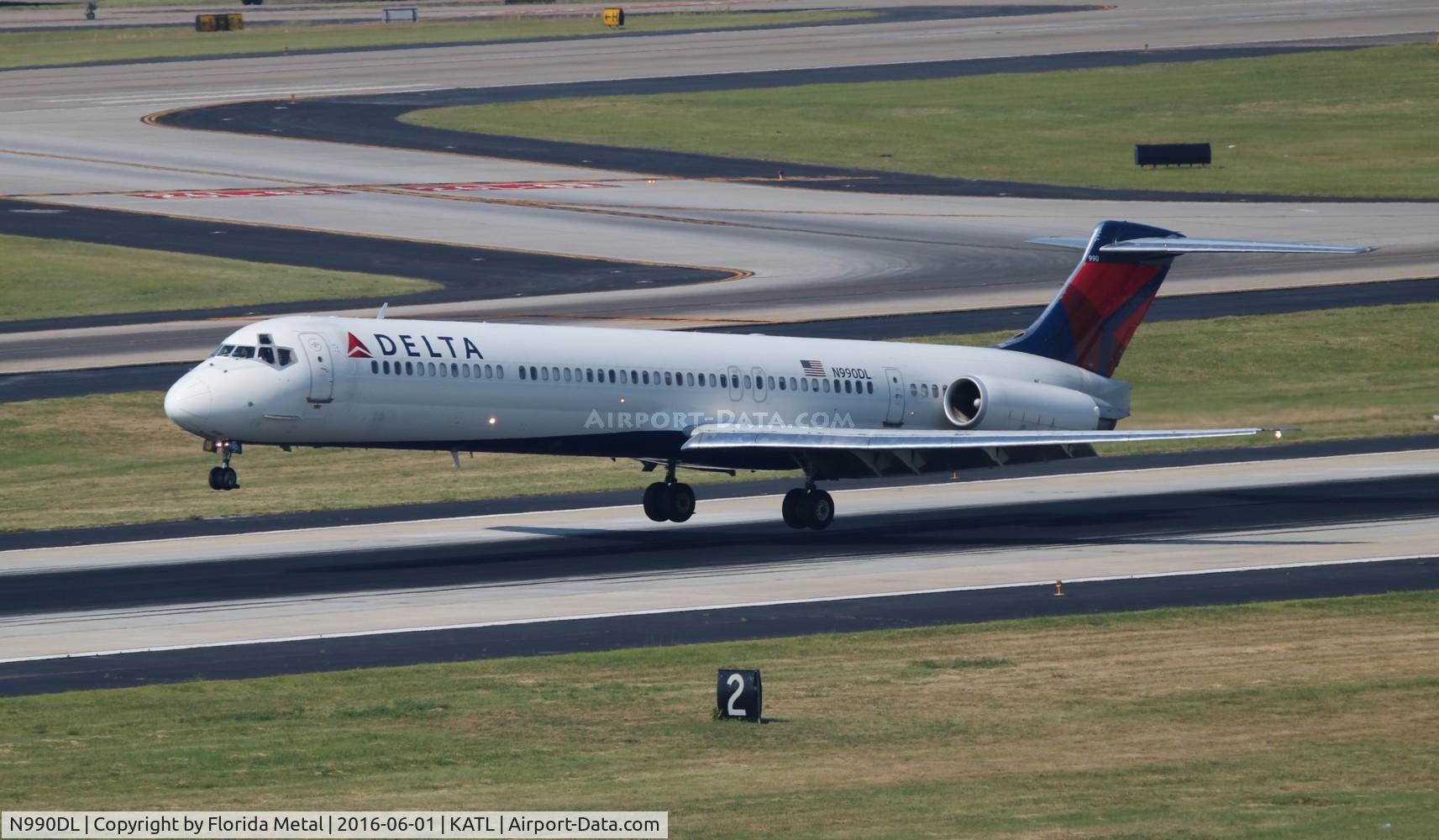 N990DL, 1991 McDonnell Douglas MD-88 C/N 53342, ATL spotting 2016