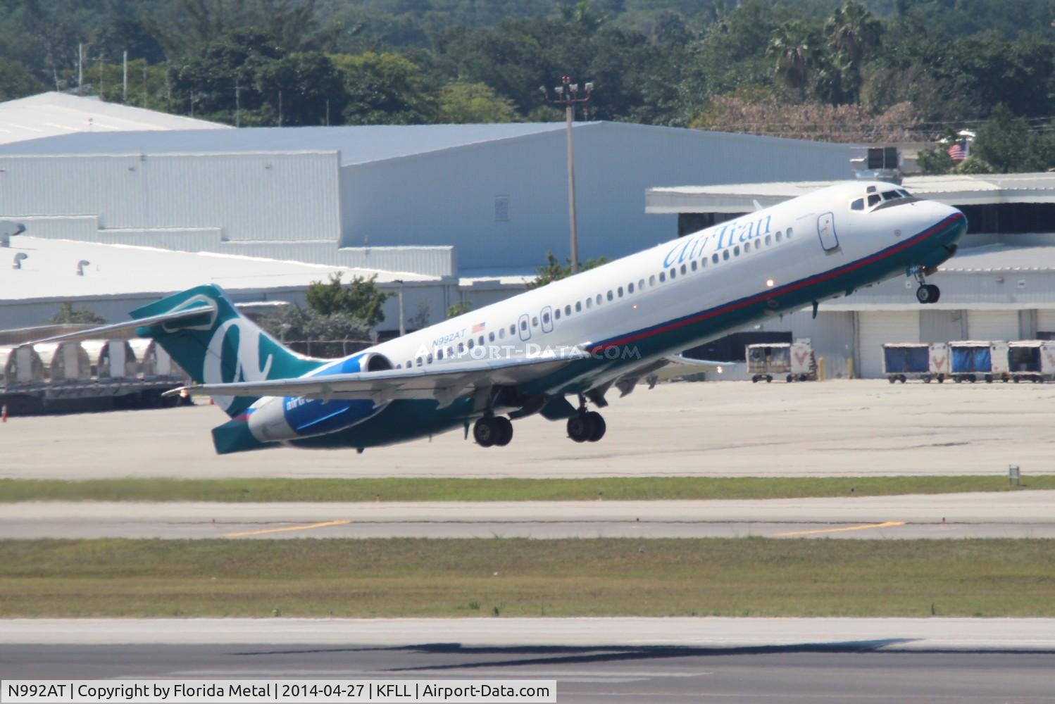 N992AT, 2002 Boeing 717-200 C/N 55136, FLL spotting 2014