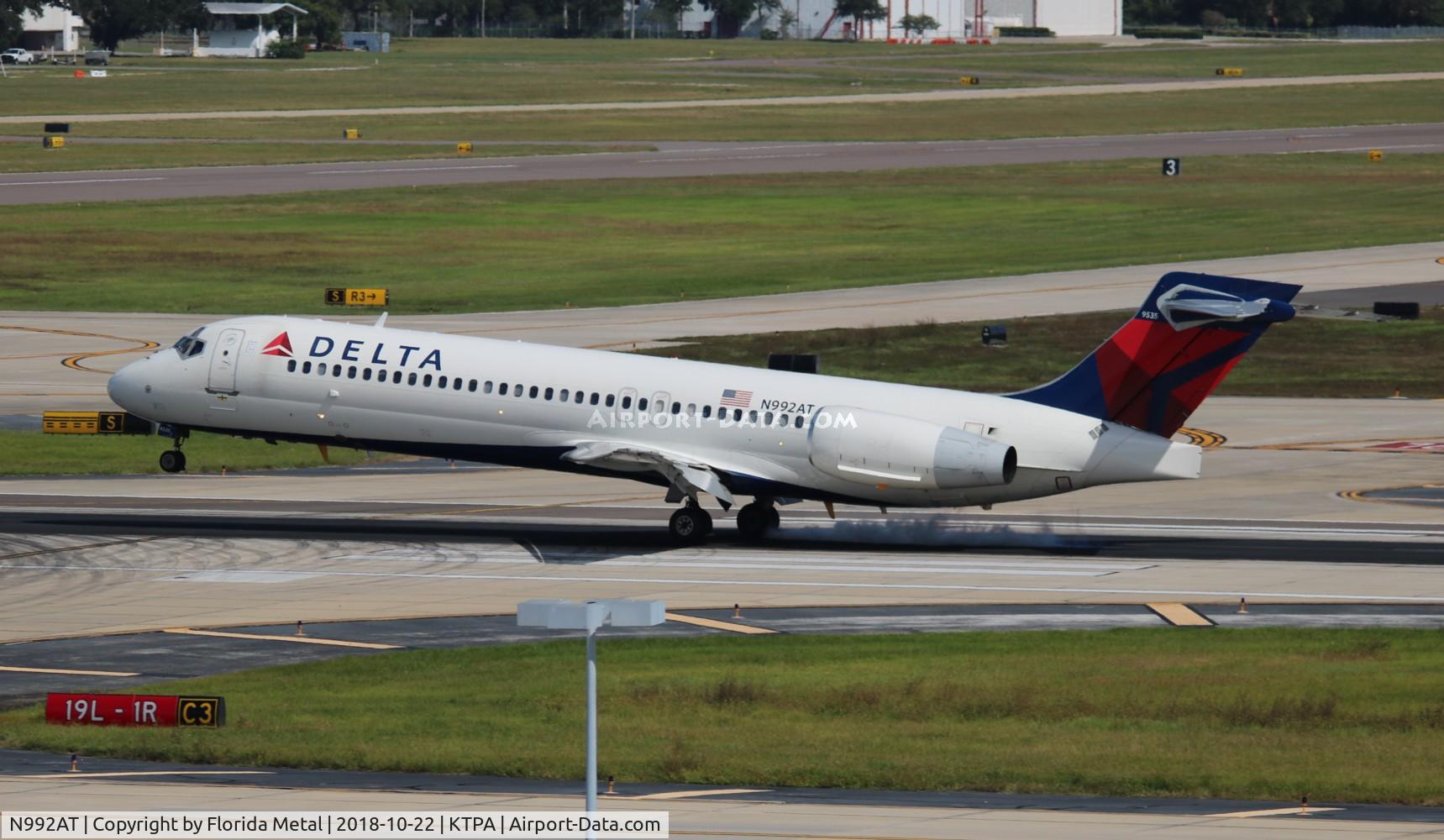 N992AT, 2002 Boeing 717-200 C/N 55136, TPA spotting 2018