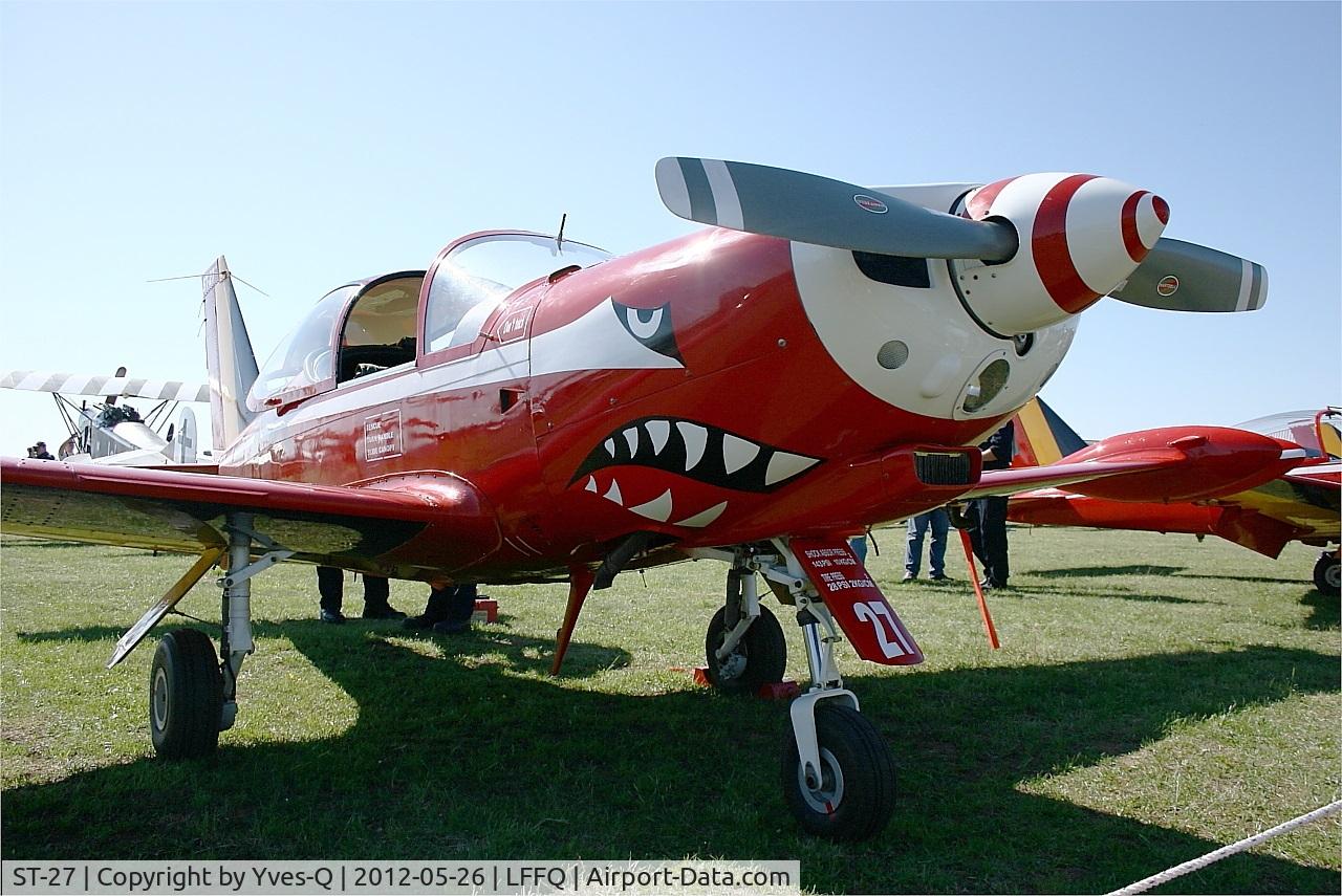 ST-27, SIAI-Marchetti SF-260M C/N 10-27, Belgian Red Devil Team SIAI-Marchetti SF-260M, Static display, La Ferté-Alais airfield (LFFQ) Air show 2012