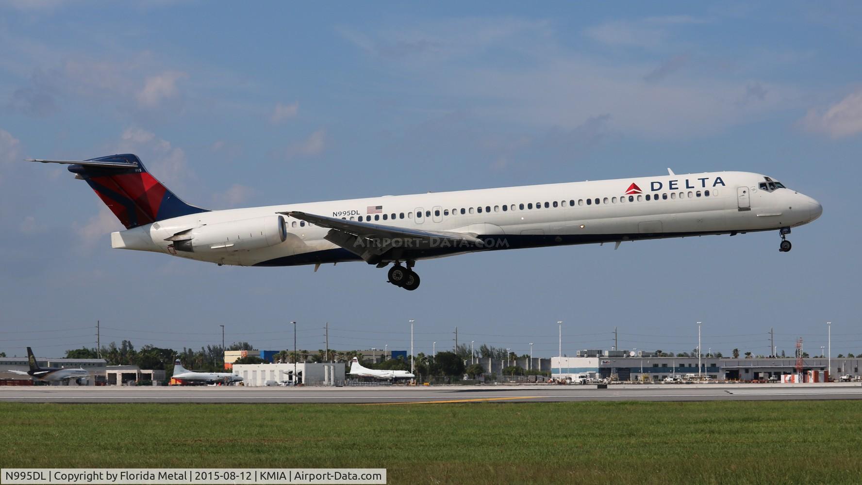 N995DL, 1991 McDonnell Douglas MD-88 C/N 53362, MIA spotting 2015