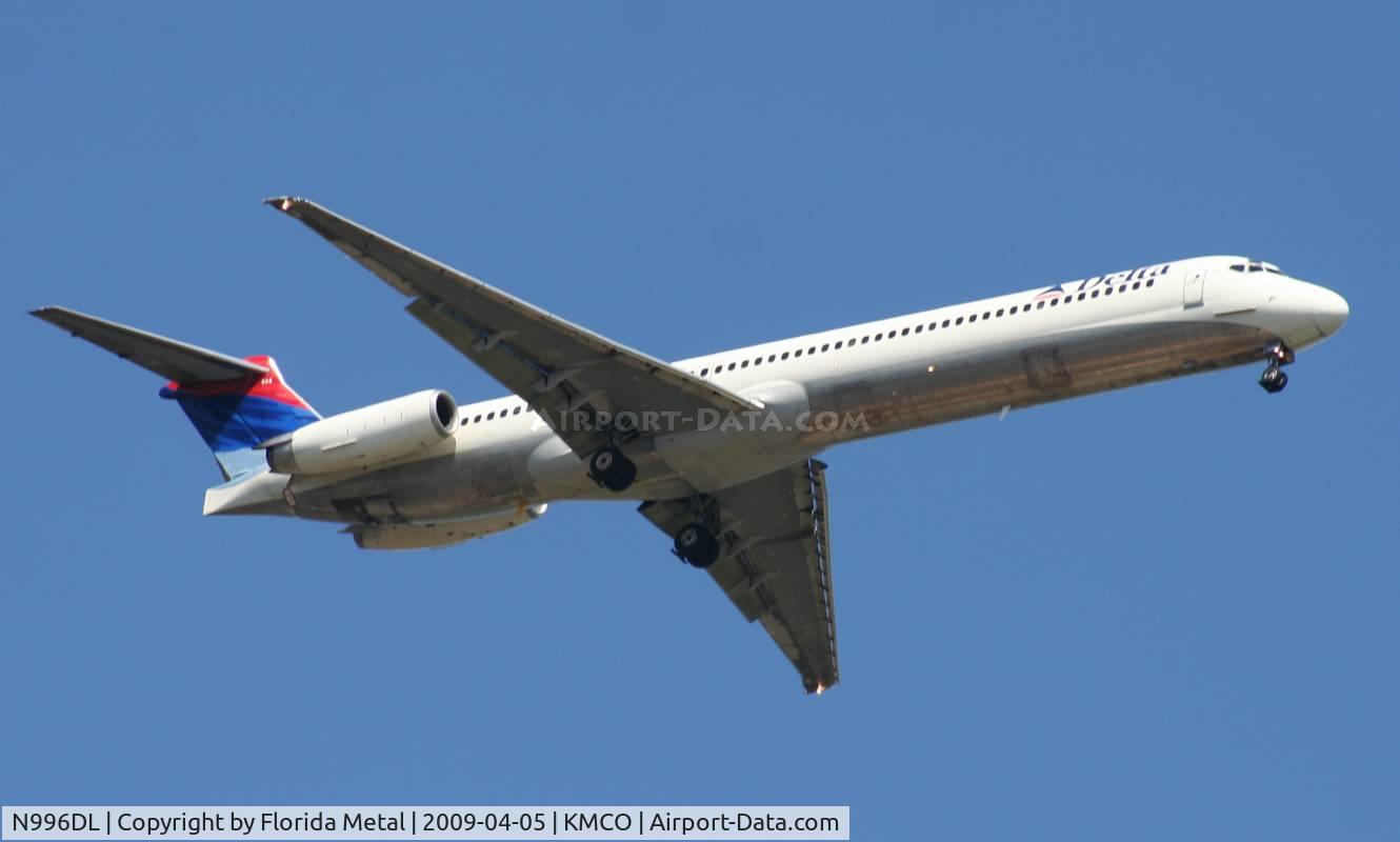 N996DL, 1991 McDonnell Douglas MD-88 C/N 53363, MCO spotting 2009