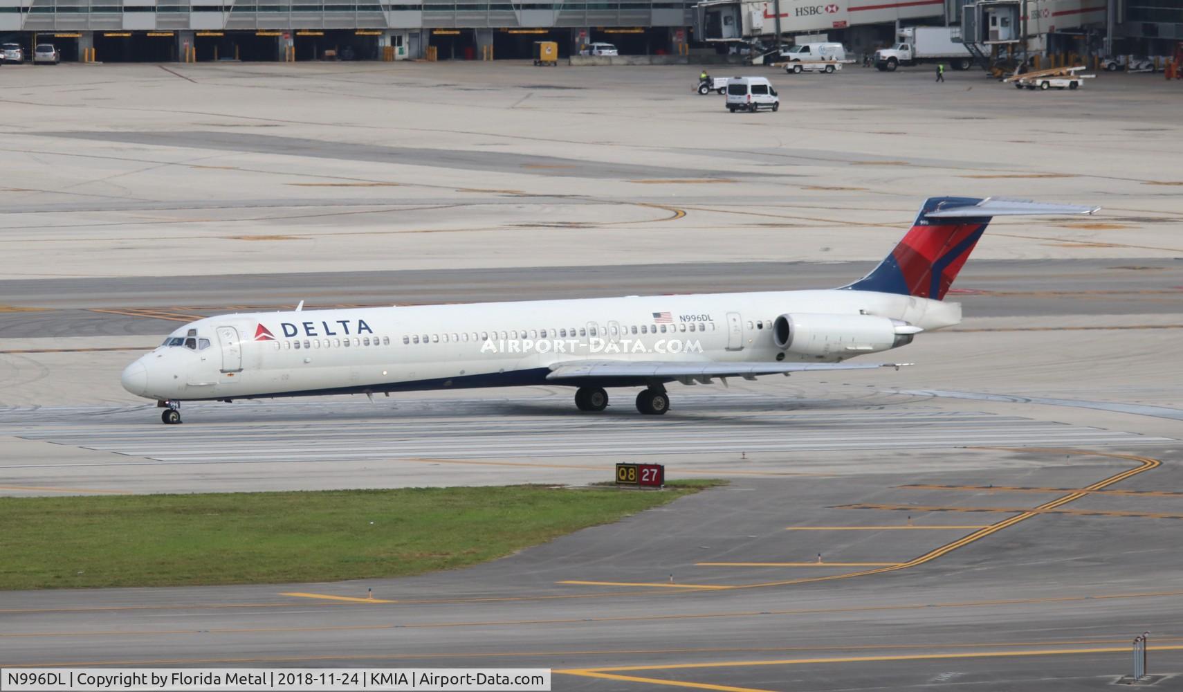 N996DL, 1991 McDonnell Douglas MD-88 C/N 53363, MIA spotting 2018