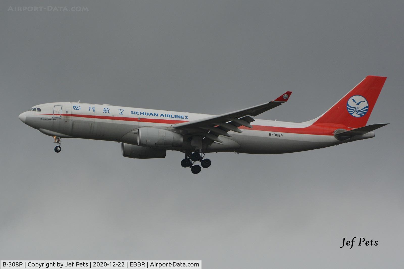 B-308P, 2013 Airbus A330-243F C/N 1386, Short final at Brussels Airport.