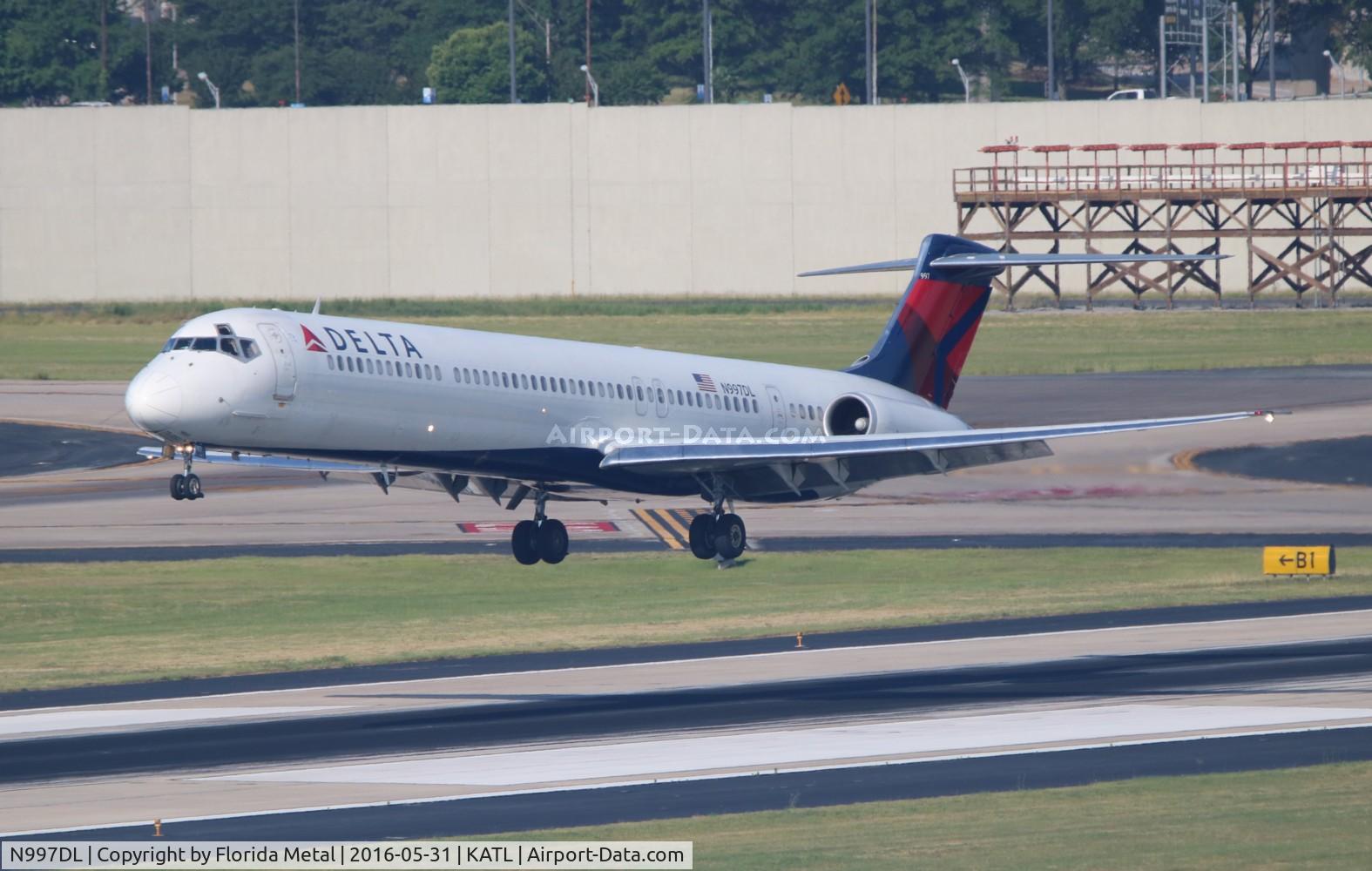 N997DL, 1992 McDonnell Douglas MD-88 C/N 53364, ATL Spotting 2016