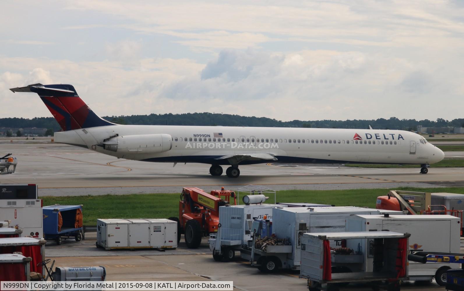 N999DN, 1992 McDonnell Douglas MD-88 C/N 53371, ATL Spotting 2015