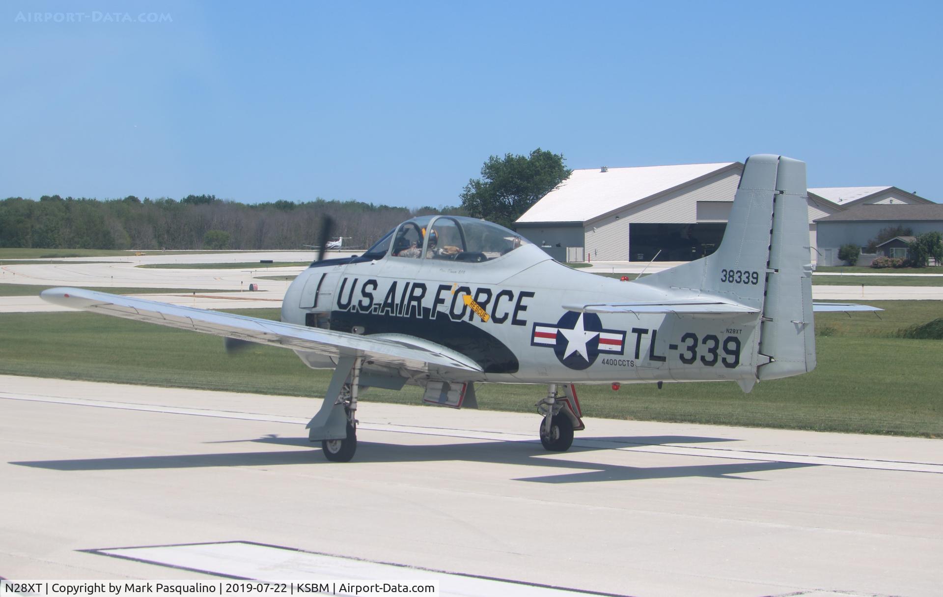N28XT, 1958 North American T-28B Trojan C/N 200-410 (138339), North American T-28B