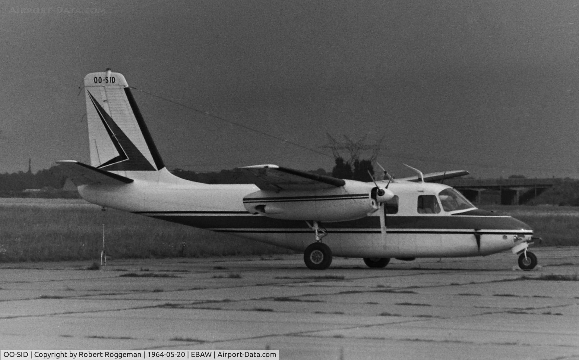 OO-SID, Aero Commander 680E Commander C/N 357-46, VISITING.