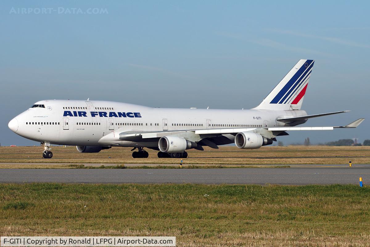 F-GITI, 2003 Boeing 747-428 C/N 32869, at cdg
