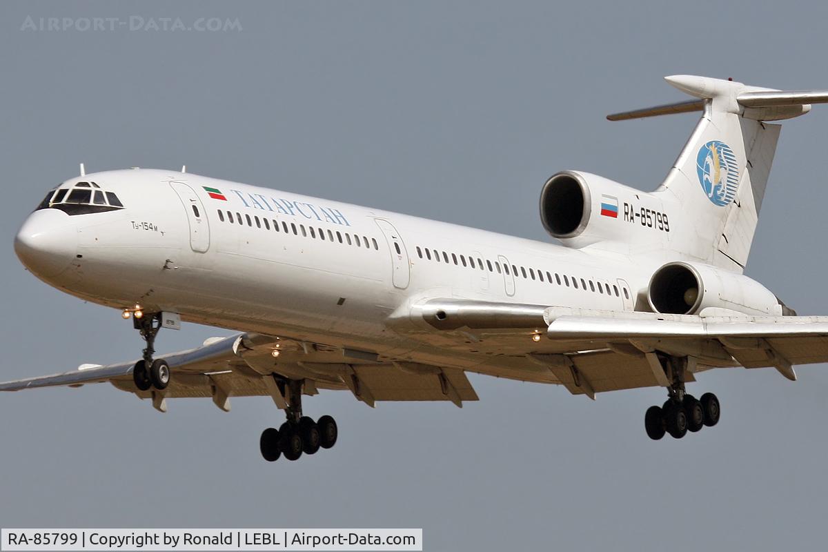 RA-85799, 1994 Tupolev Tu-154M C/N 94A983, at el prat