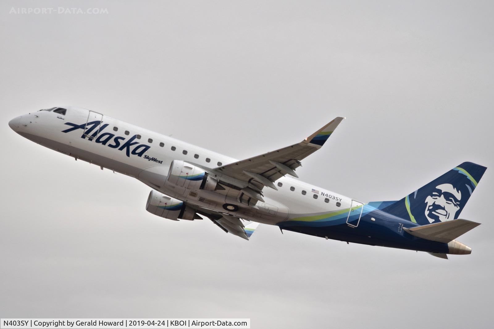 N403SY, 2018 Embraer 175LR (ERJ-170-200LR) C/N 17000738, Departing BOI.