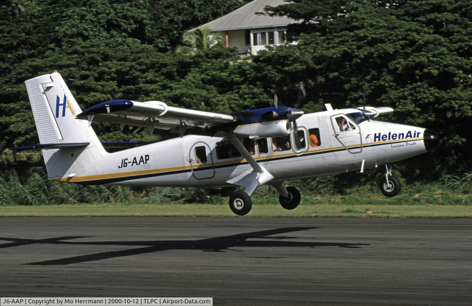 J6-AAP, 1975 De Havilland Canada DHC-6-300 Twin Otter C/N 468, taken at St. Lucia Vigie