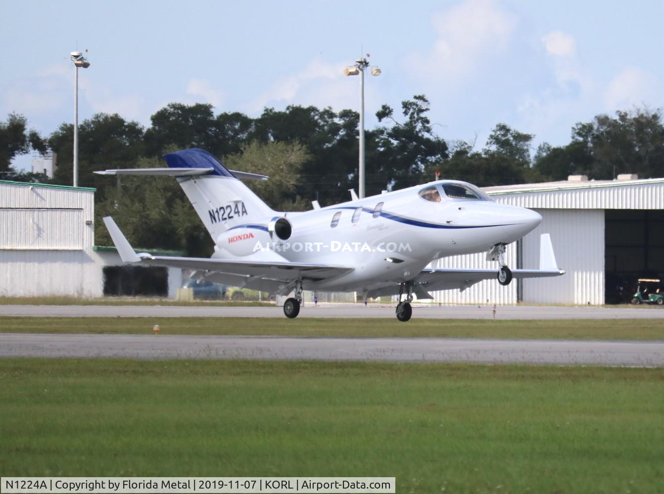 N1224A, 2018 Honda HA-420 HondaJet C/N 42000131, ORL spotting 2019