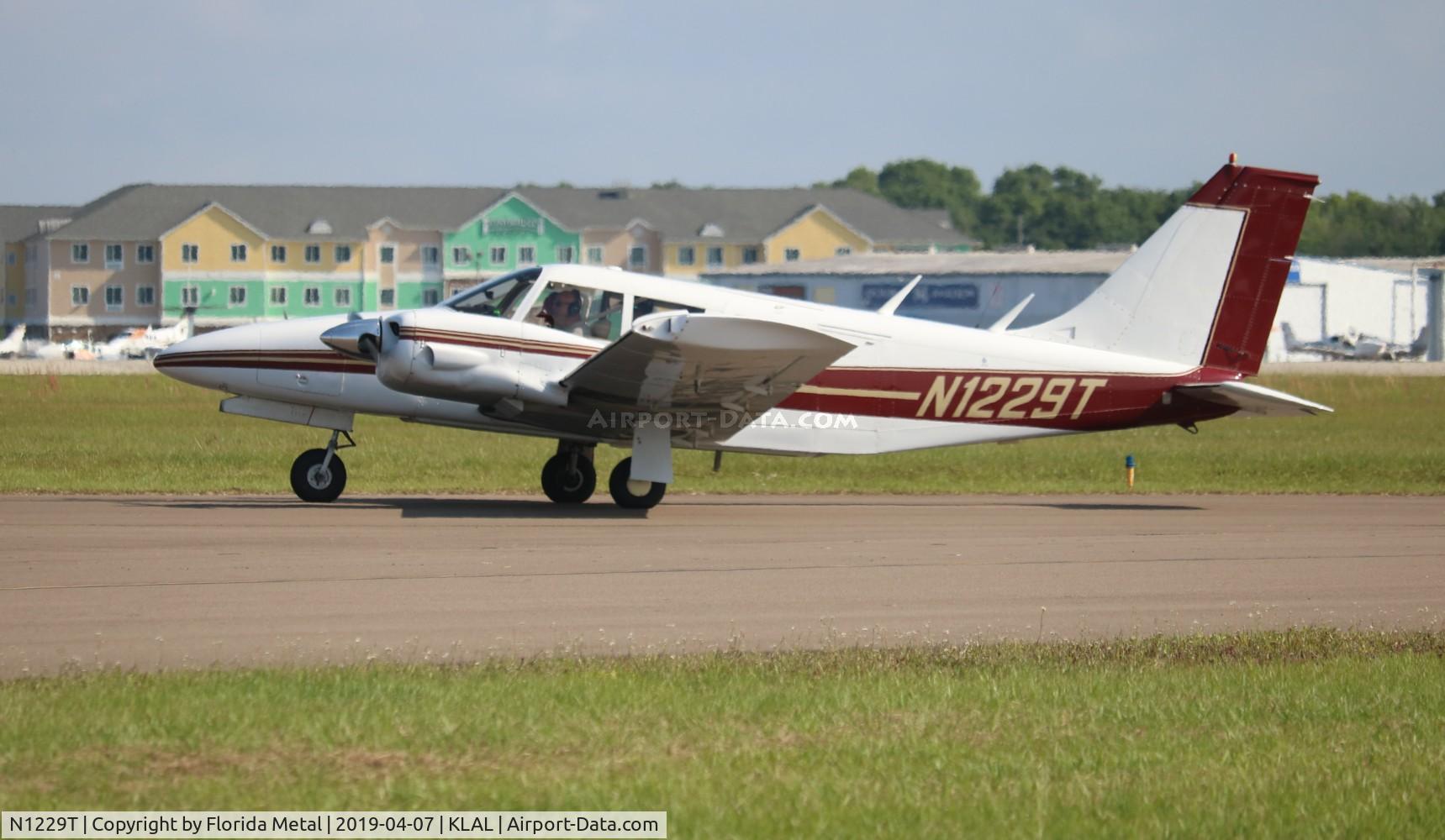 N1229T, 1972 Piper PA-34-200 C/N 34-7250267, SNF LAL 2019