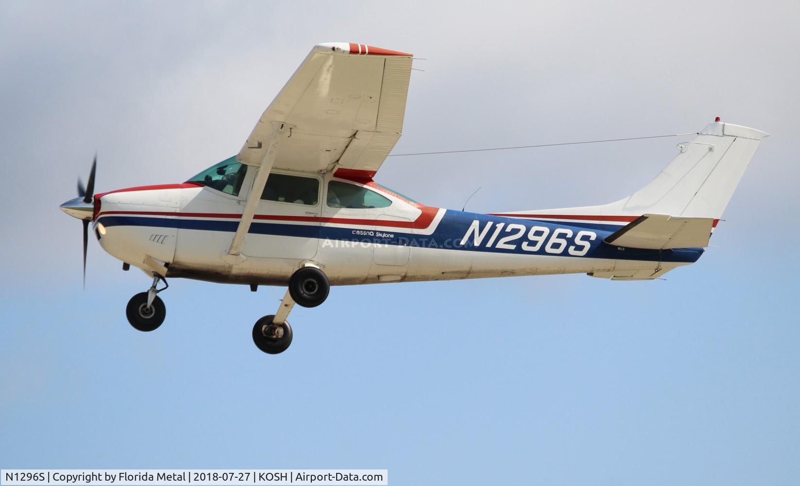 N1296S, 1976 Cessna 182P Skylane C/N 18264863, EAA OSH 2018
