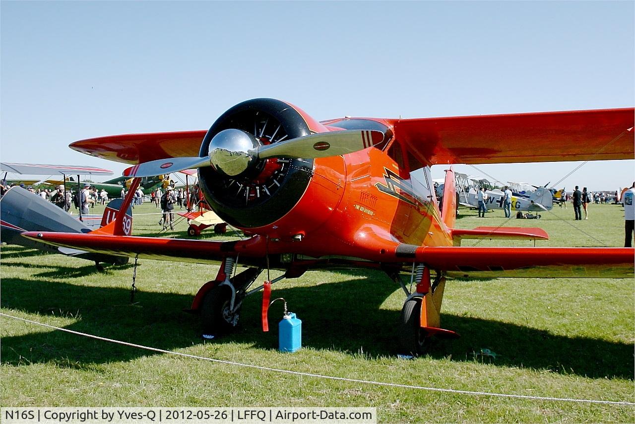 N16S, 1944 Beech D17S Staggerwing C/N 6687, Beech D17S, Static display, La Ferté-Alais Airfield (LFFQ) Air show 2012