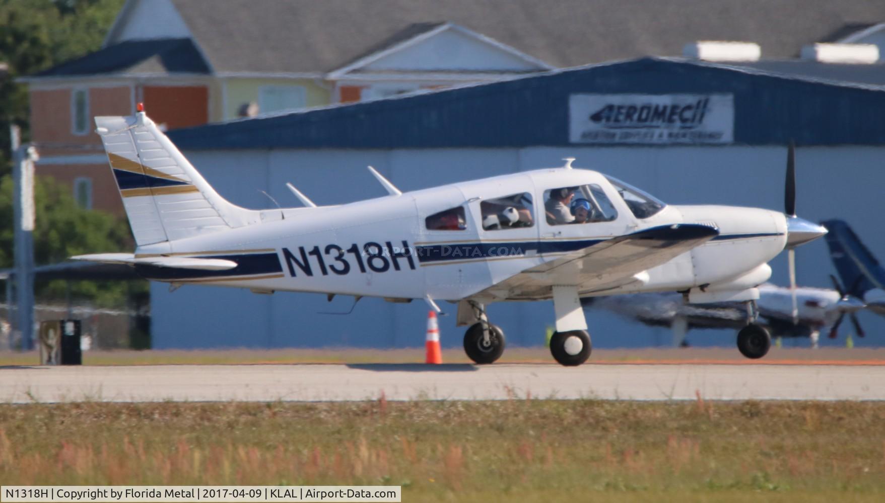 N1318H, 1977 Piper PA-28R-201T Cherokee Arrow III C/N 28R-7703022, SNF LAL 2017