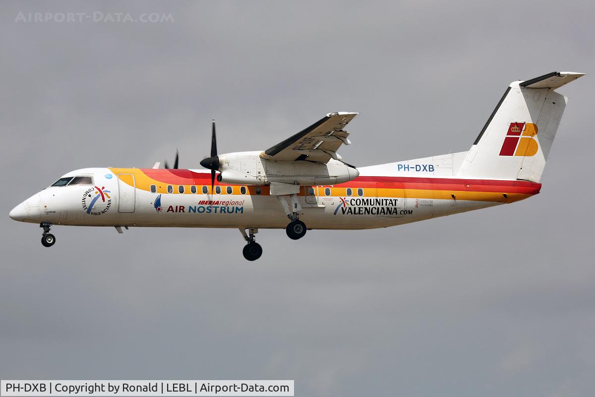 PH-DXB, 2002 De Havilland Canada DHC-8-315Q Dash 8 C/N 589, at el prat