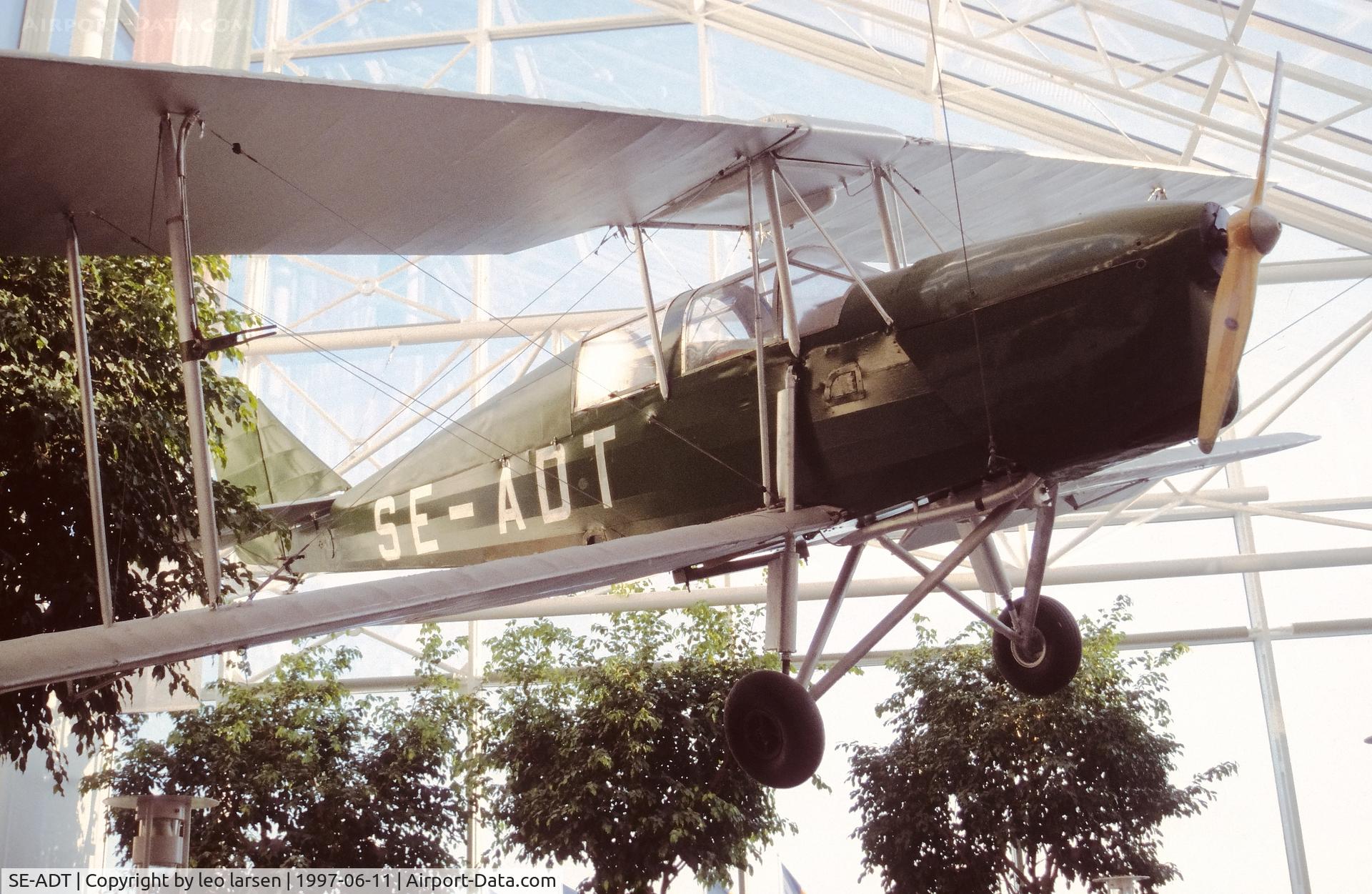 SE-ADT, 1929 Avro 594 Avian IV C/N 318, ICA Super Market Arlanda11.6.1997