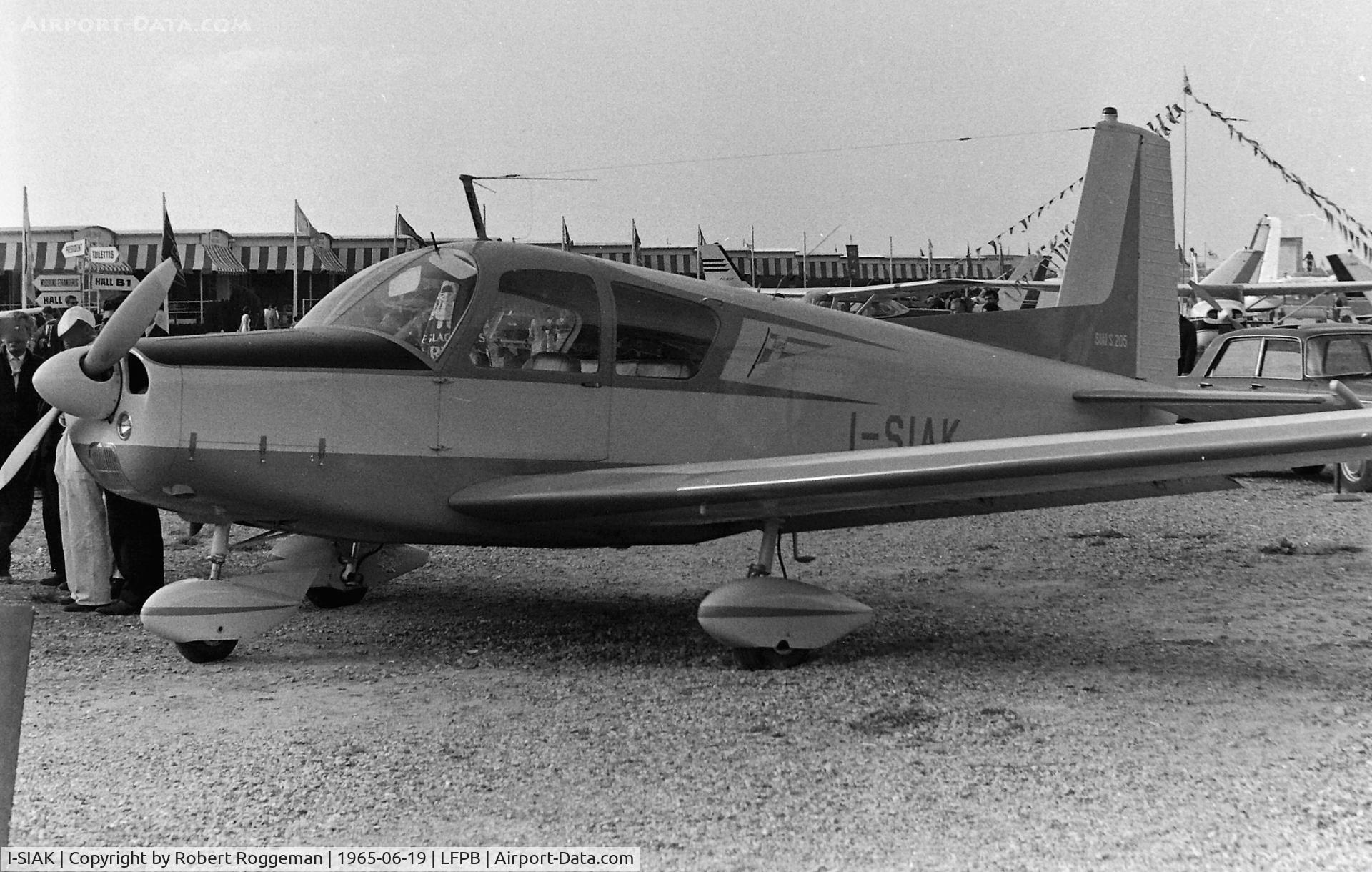 I-SIAK, 1965 SIAI-Marchetti S.205 C/N 001, PARIS AIRSHOW.