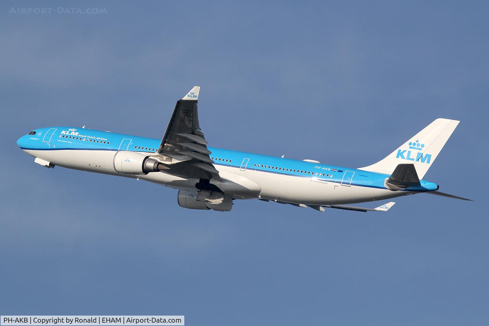 PH-AKB, 2012 Airbus A330-303 C/N 1294, at spl
