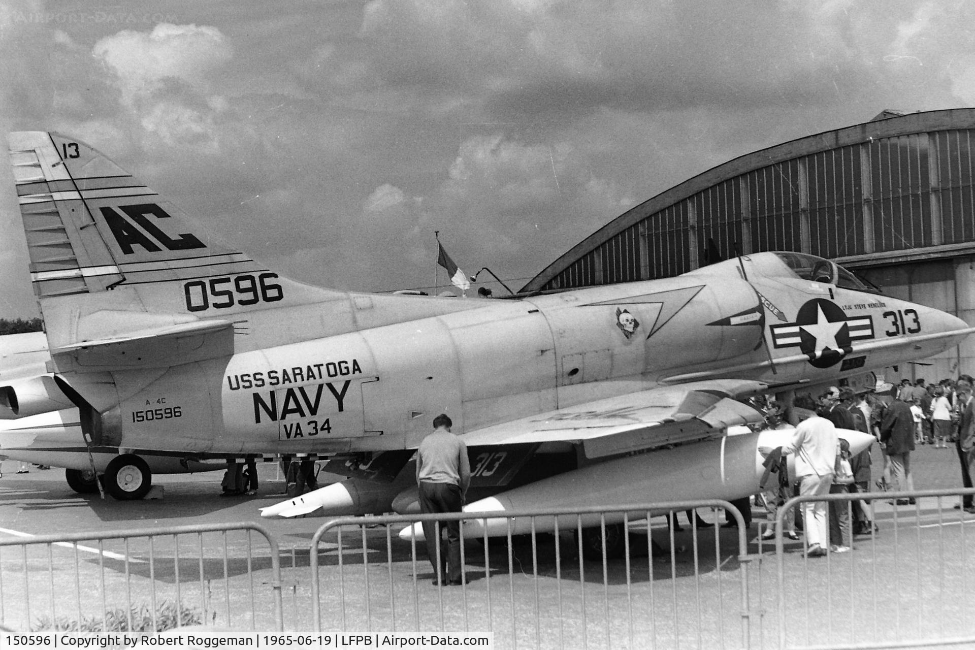 150596, Douglas A-4C Skyhawk C/N 13007, PARIS AIRSHOW.USS SARATOGA.USN.VA 34.313.