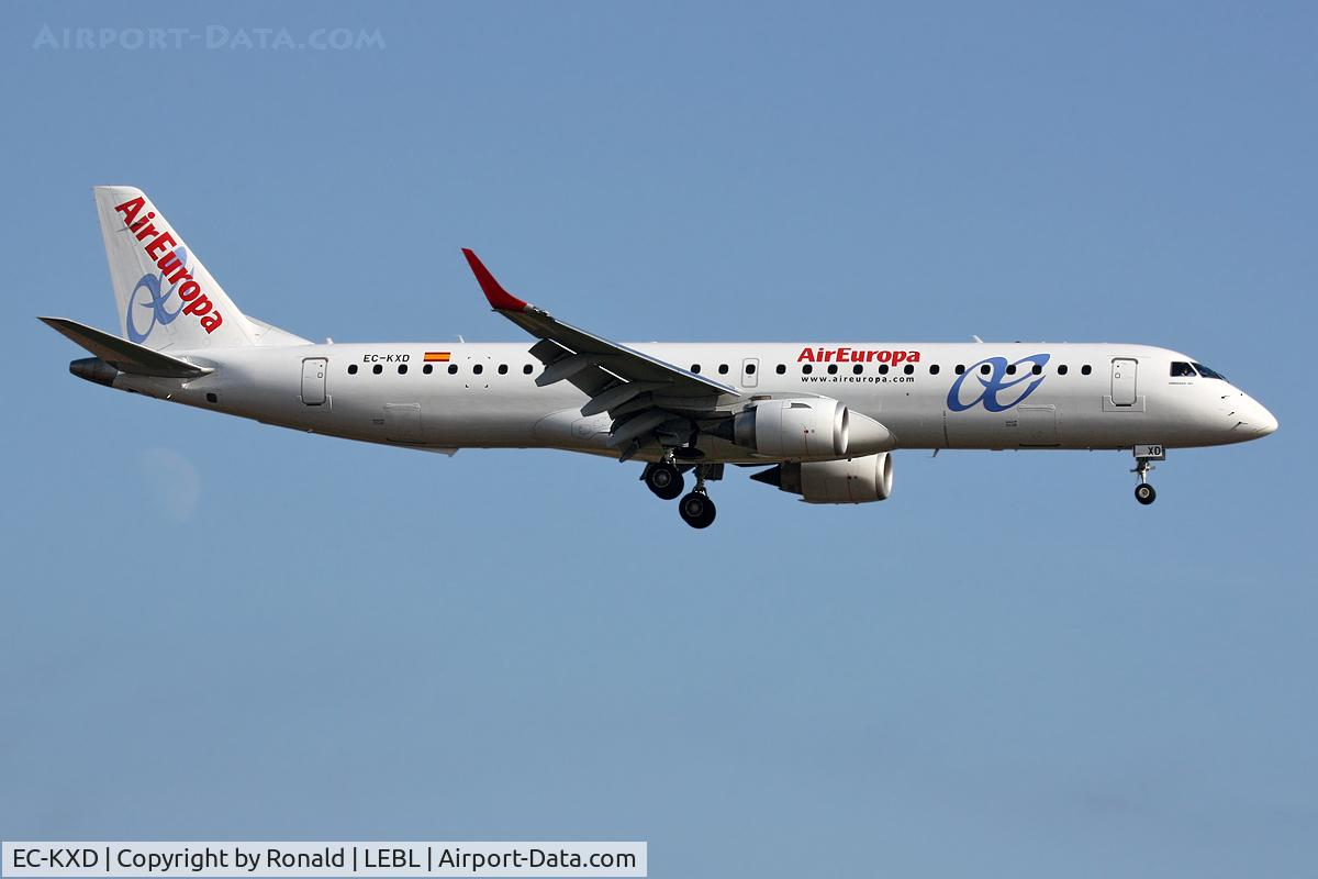 EC-KXD, 2009 Embraer 195LR (ERJ-190-200LR) C/N 19000244, at el prat