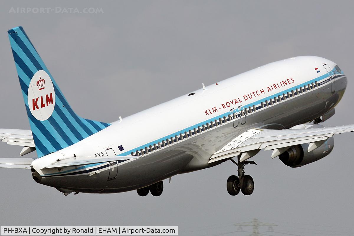 PH-BXA, 1998 Boeing 737-8K2 C/N 29131, at spl