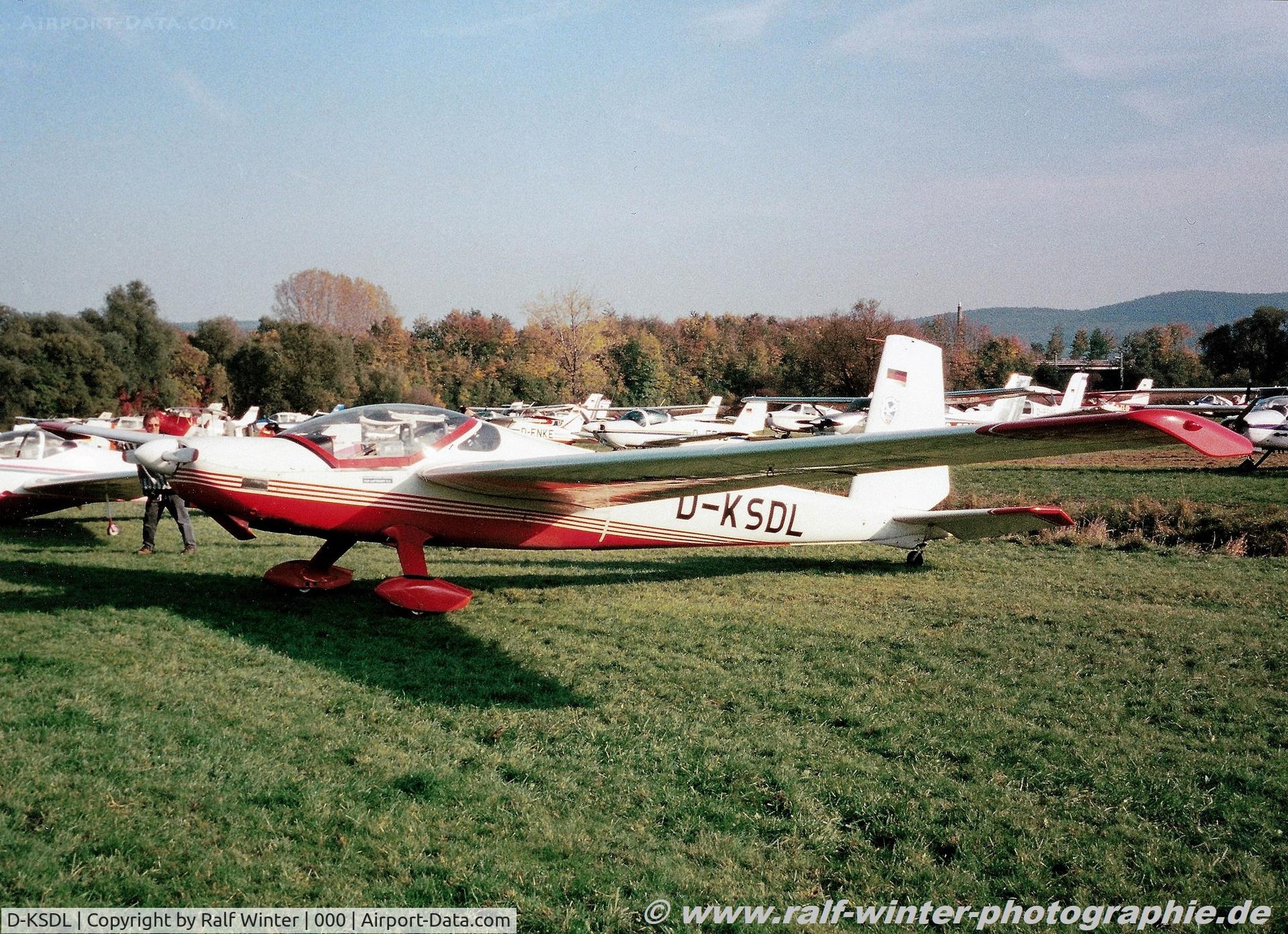 D-KSDL, Aerotechnik L-13SDL Vivat C/N 910428, Aerotechnik L-13SDL Vivat - Flugplatz Allstedt - 910428 - DKSDL