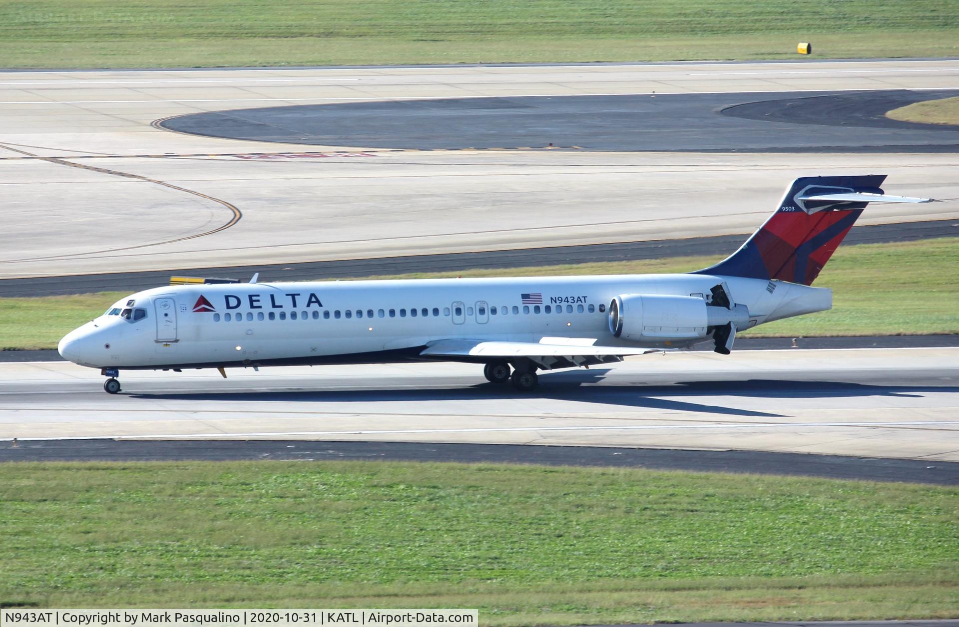 N943AT, 1999 Boeing 717-200 C/N 55006, Boeing 717-200