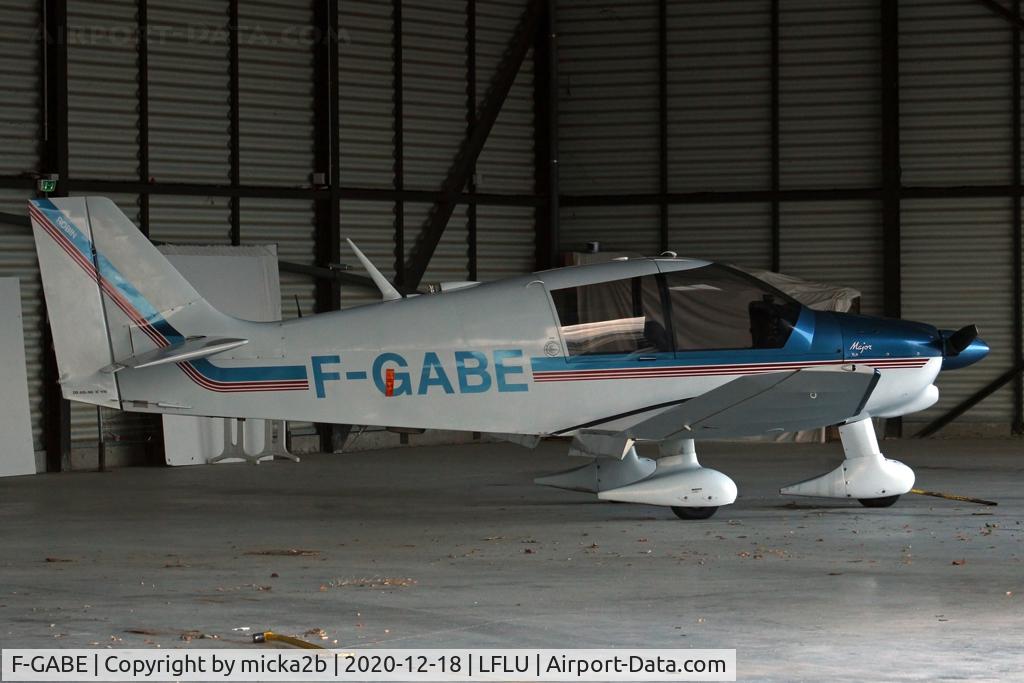 F-GABE, Robin DR-400-160 Chevalier C/N 1119, Parked