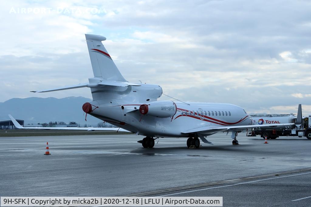 9H-SFK, 2015 Dassault Falcon 7X C/N 258, Parked