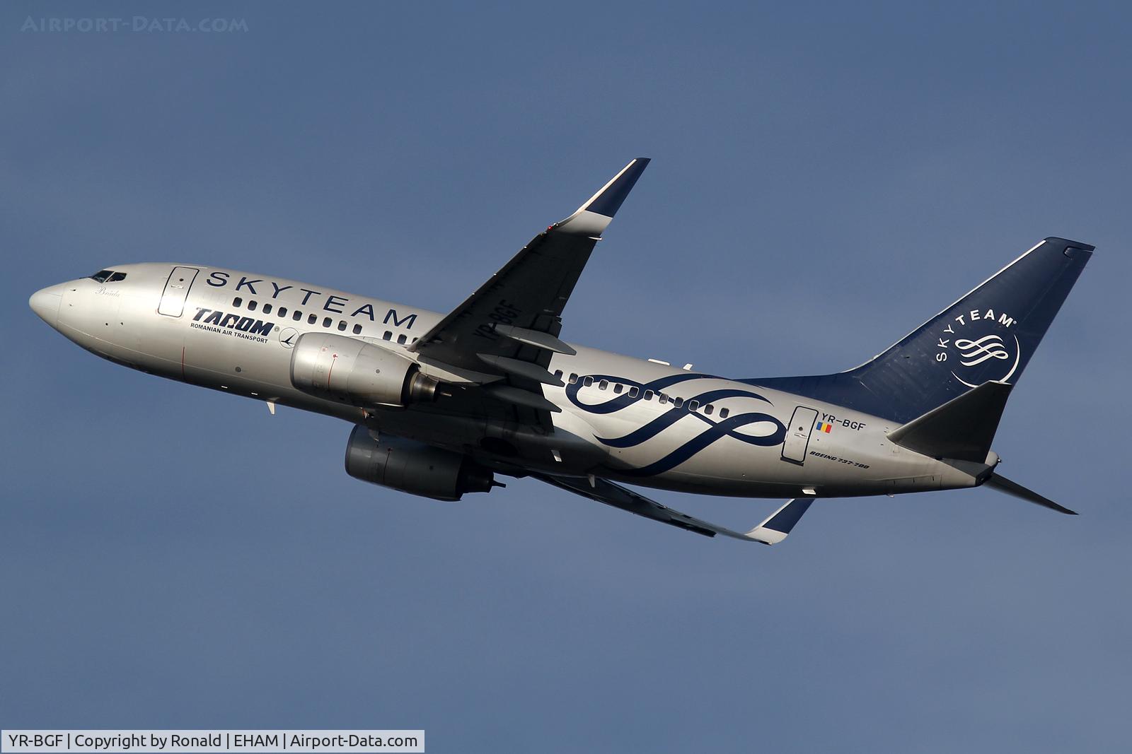 YR-BGF, 2001 Boeing 737-78J C/N 28440, at spl